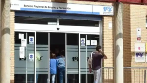 abril parados