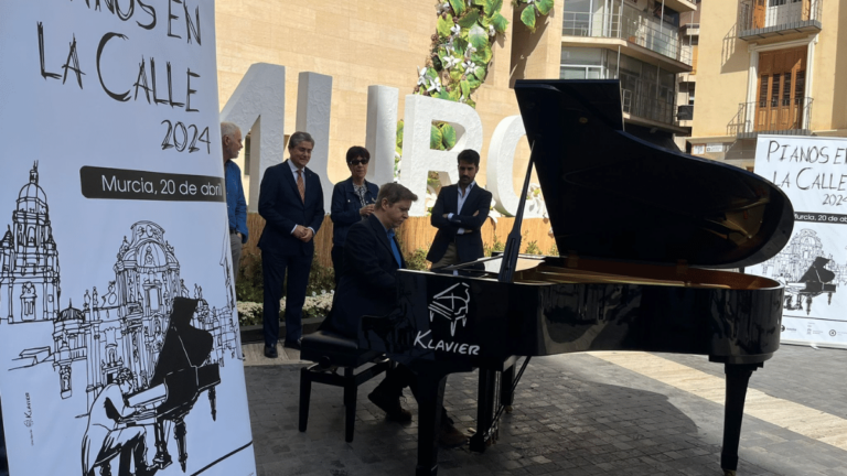 pianos en la calle