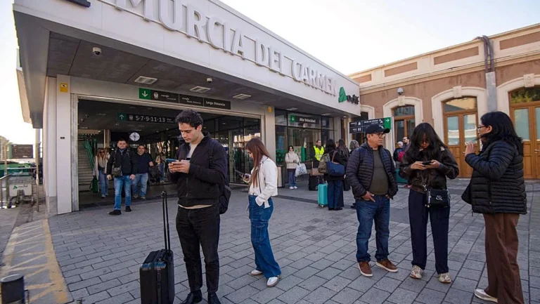 trenes Murcia Orihuela