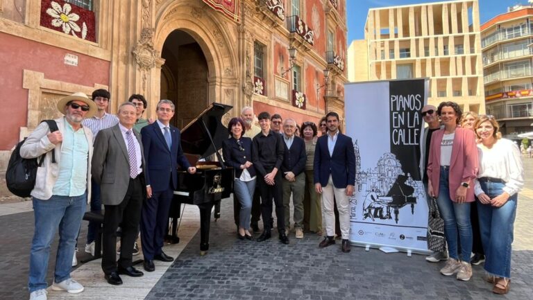 Murcia Pianos Calle