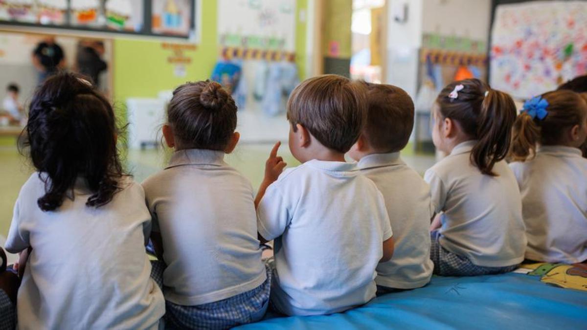 Educación fija el calendario escolar 2026-2027 en la Región de Murcia: las clases comenzarán el 8 de septiembre
