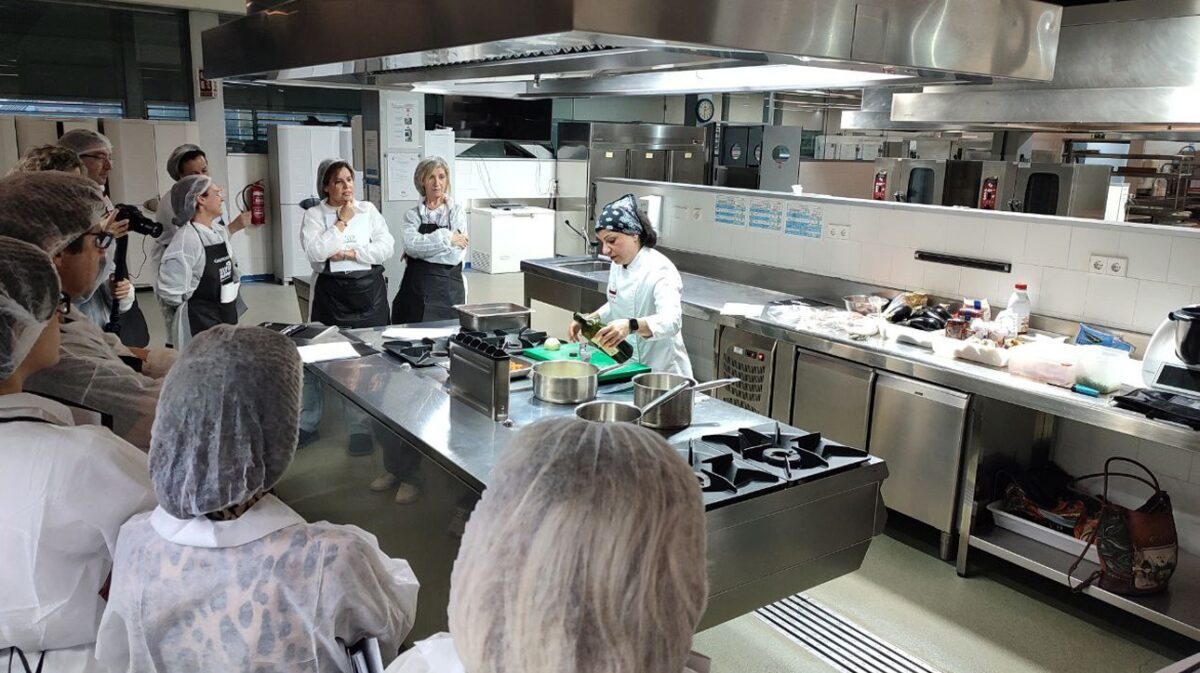 El CCT de Murcia lanza seis cursos gratuitos para impulsar el empleo en hostelería y turismo