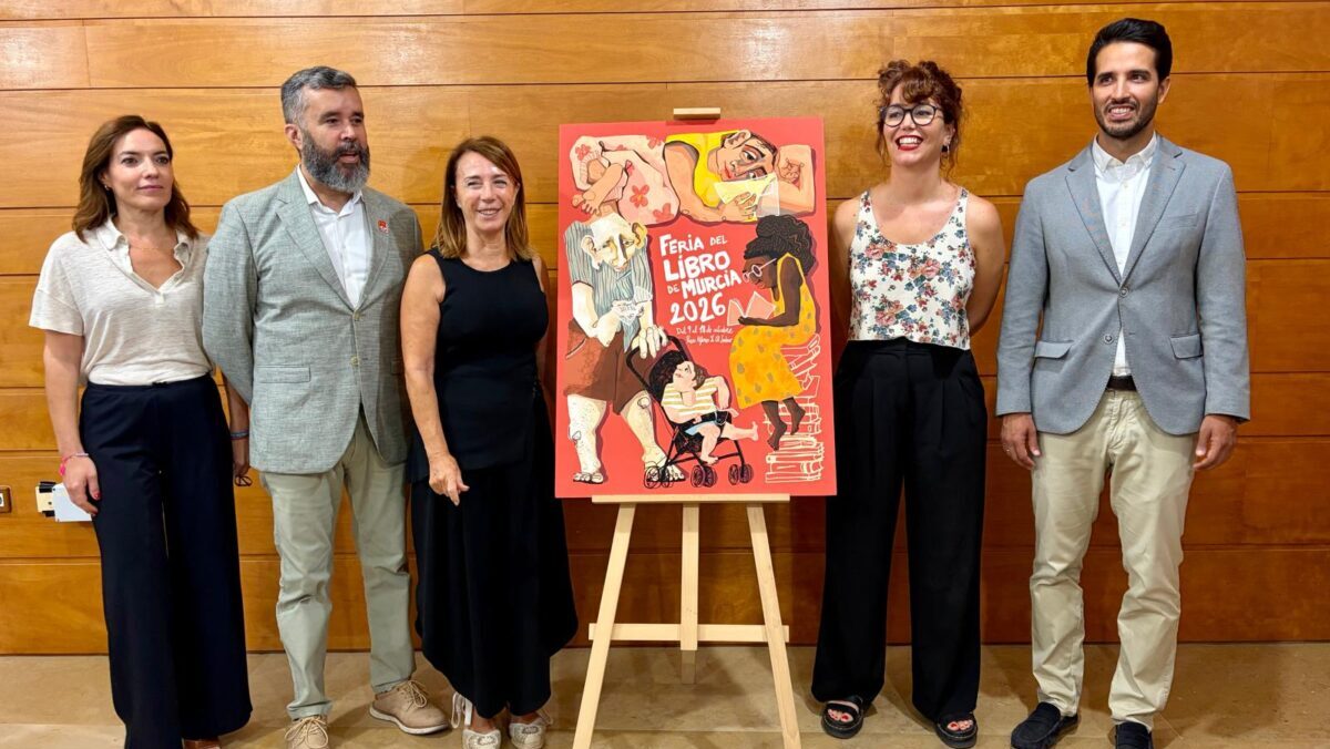 La Feria del Libro de Murcia vuelve en octubre con Julia Navarro, Máximo Huerta y más de 1.000 autores